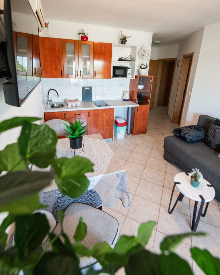 apartment3-8
